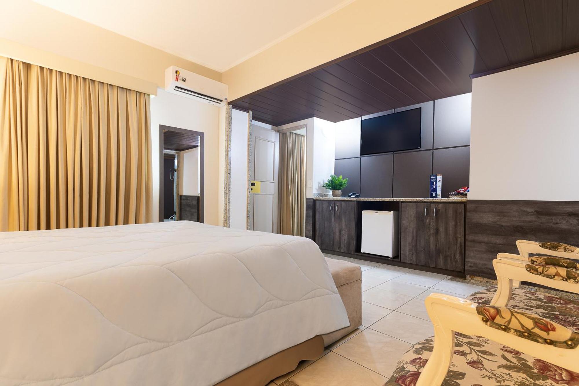 Hotel Dan Inn Franca & Convencoes By Nacional Inn Exterior photo